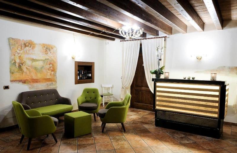 Relais Madonna Di Campagna Hotell Bastia Umbra Exteriör bild